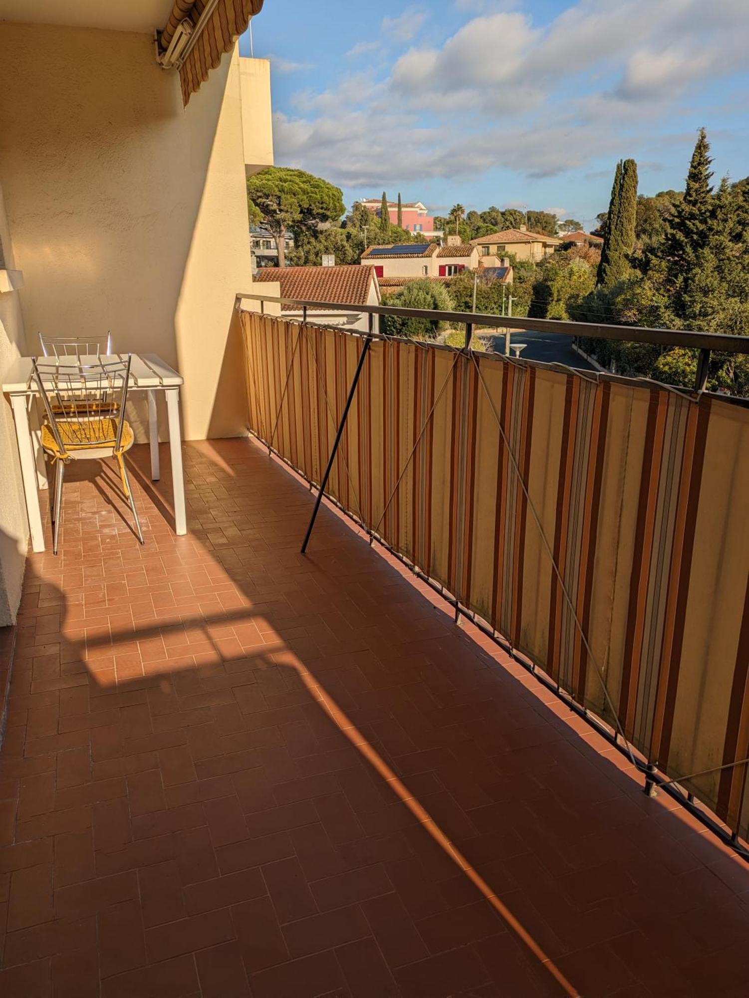 Appartement Spacieux Et Calme Saint-Raphaël Εξωτερικό φωτογραφία